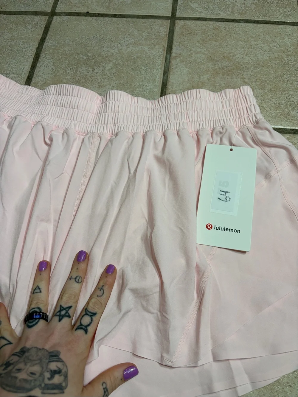 NWT Lululemon Shake It Out High-Rise Running Short 2.5